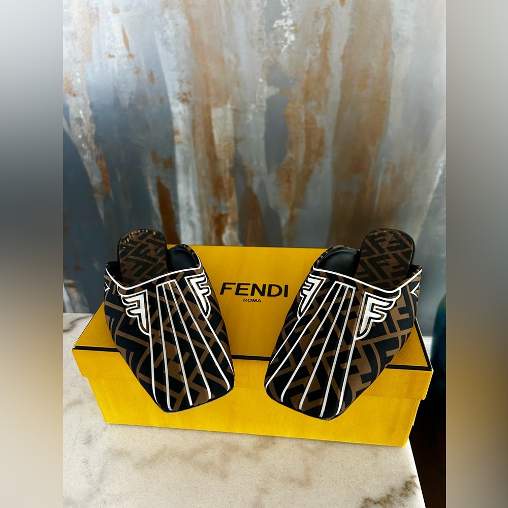 Fendi Geometric Brown and Black Mules - Picture 2 of 2